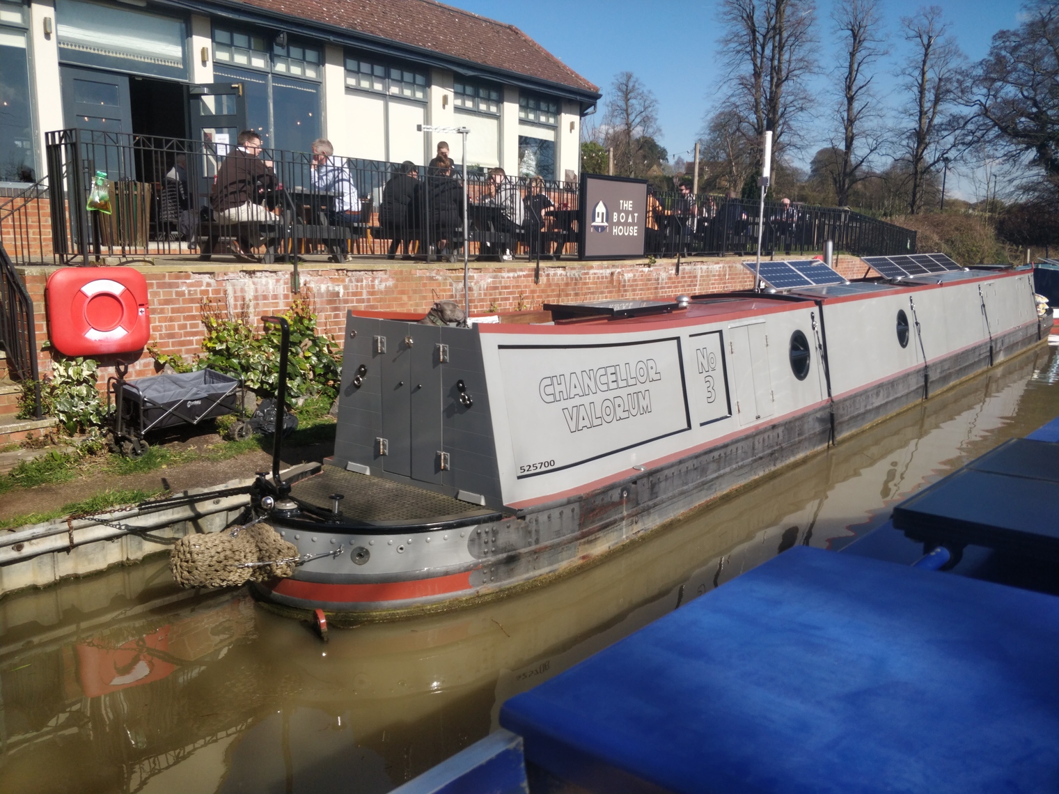 Are we doing canal boat names? Here’s one I saw last year. r/CasualUK